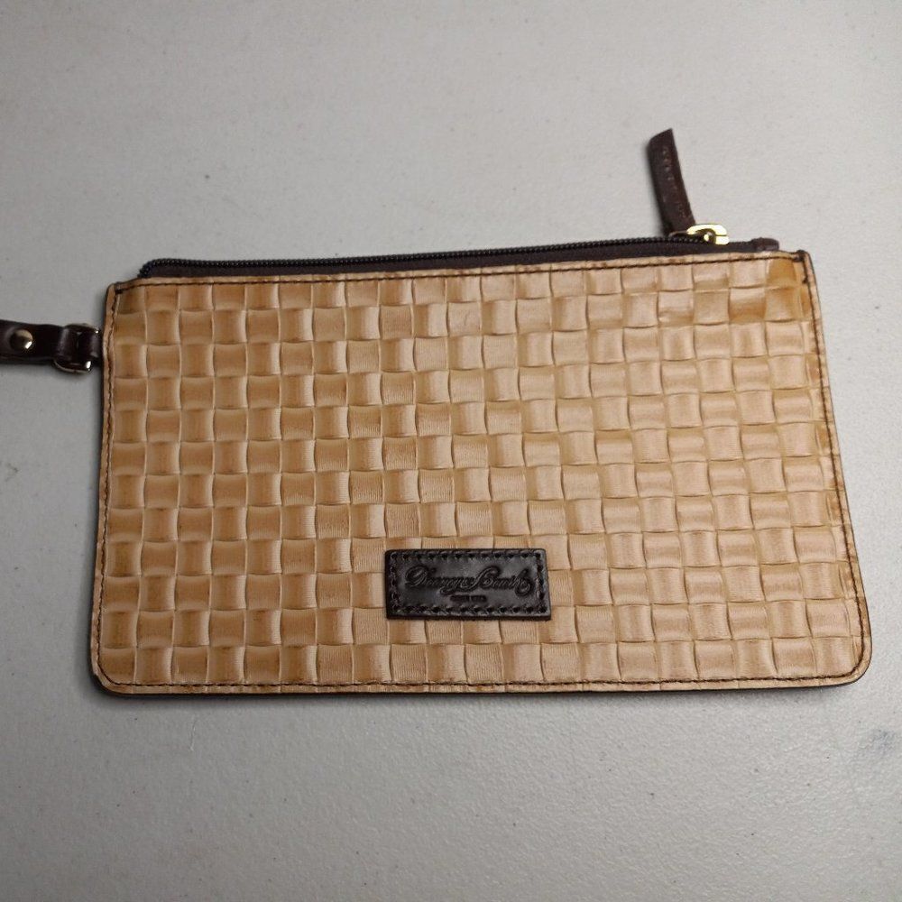 Dooney & Bourke Woven pattern Wristlet